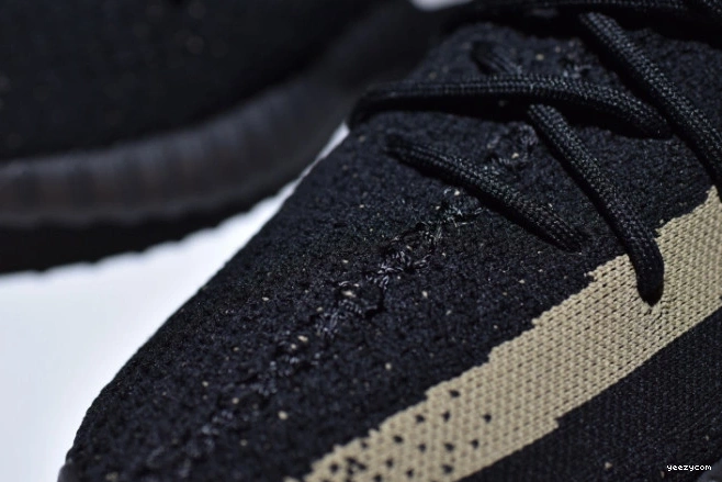 BY9611 Adidas Black Boost 350 V2 Green Core Yeezy 0801